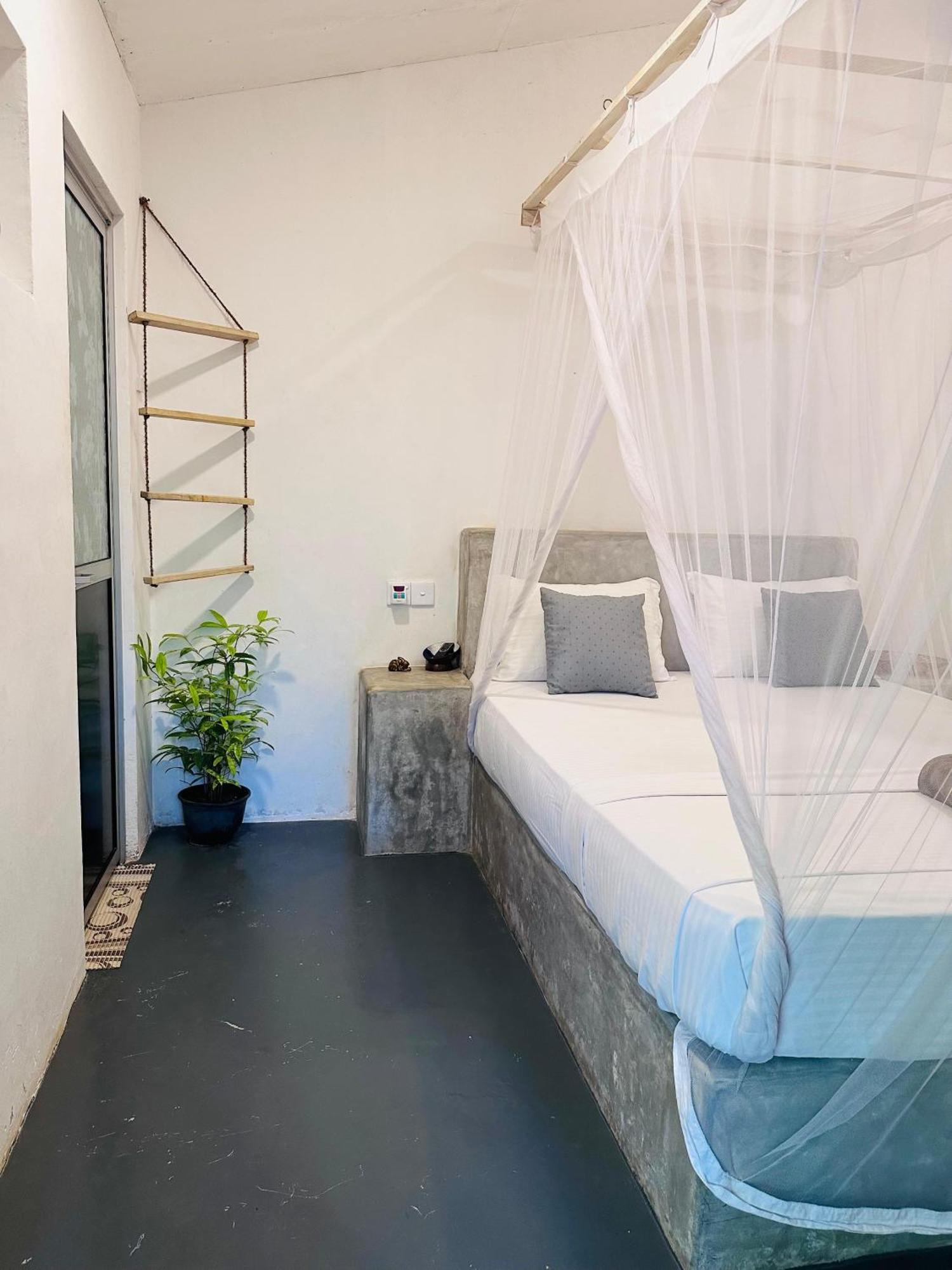 Venora Hiriketiya Bed & Breakfast Dikwella Luaran gambar