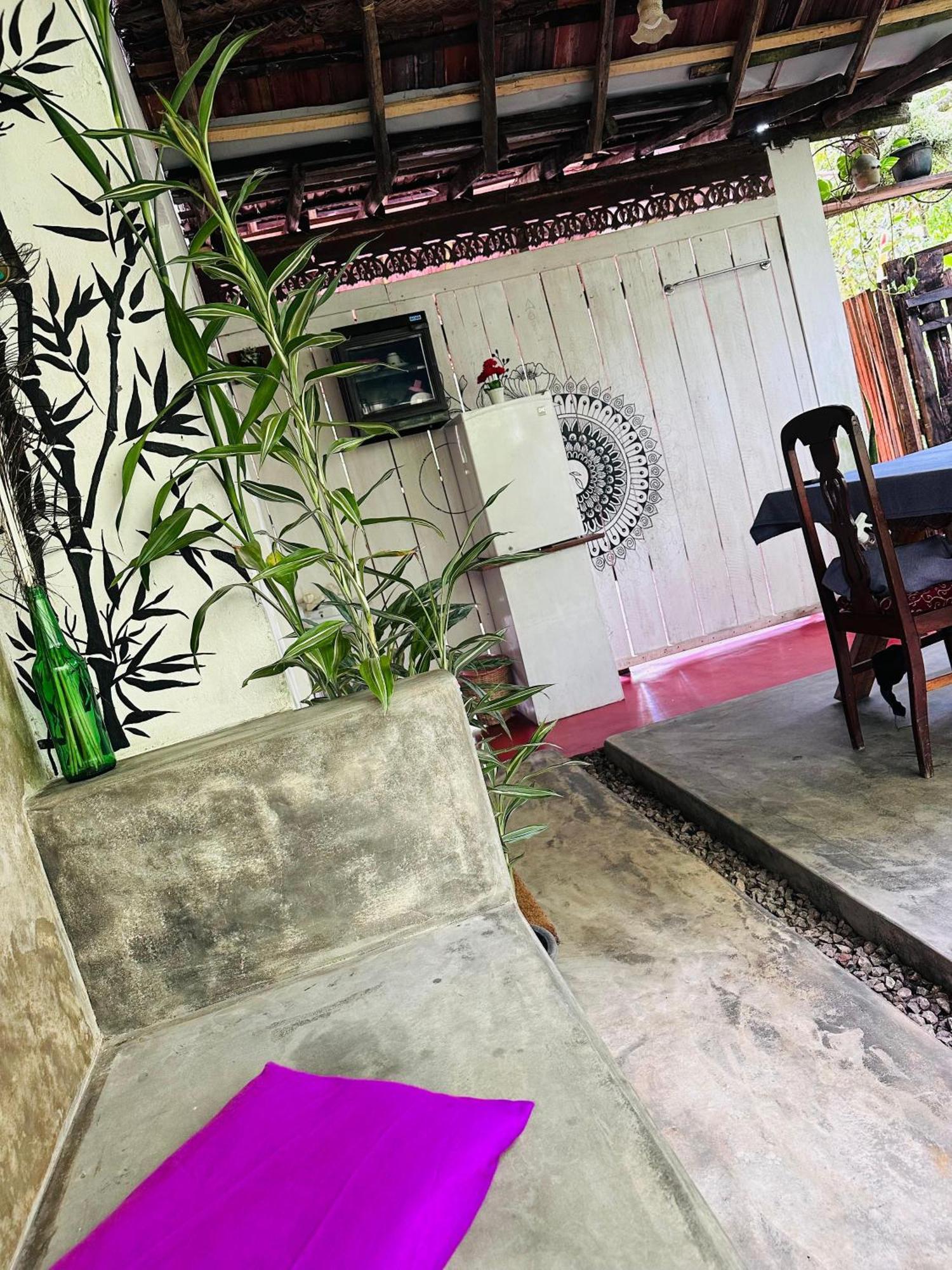 Venora Hiriketiya Bed & Breakfast Dikwella Luaran gambar